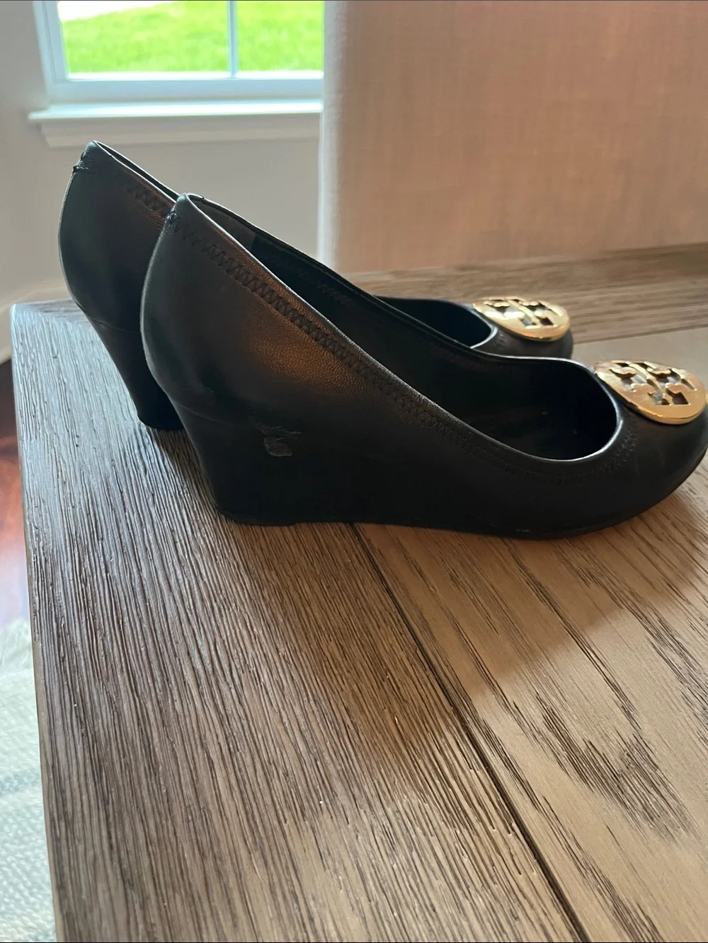 Tory Burch Black Leather Wedges with Gold Logo Medallions - Picture 5 of 8